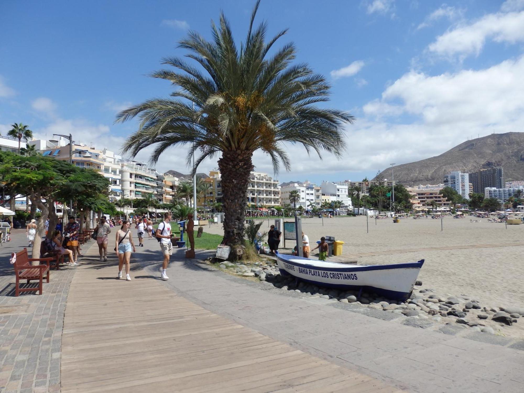 Summerland Ocean View Apartament *